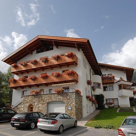 Apart Hotel Garni Kofler Fiss Bagian luar foto