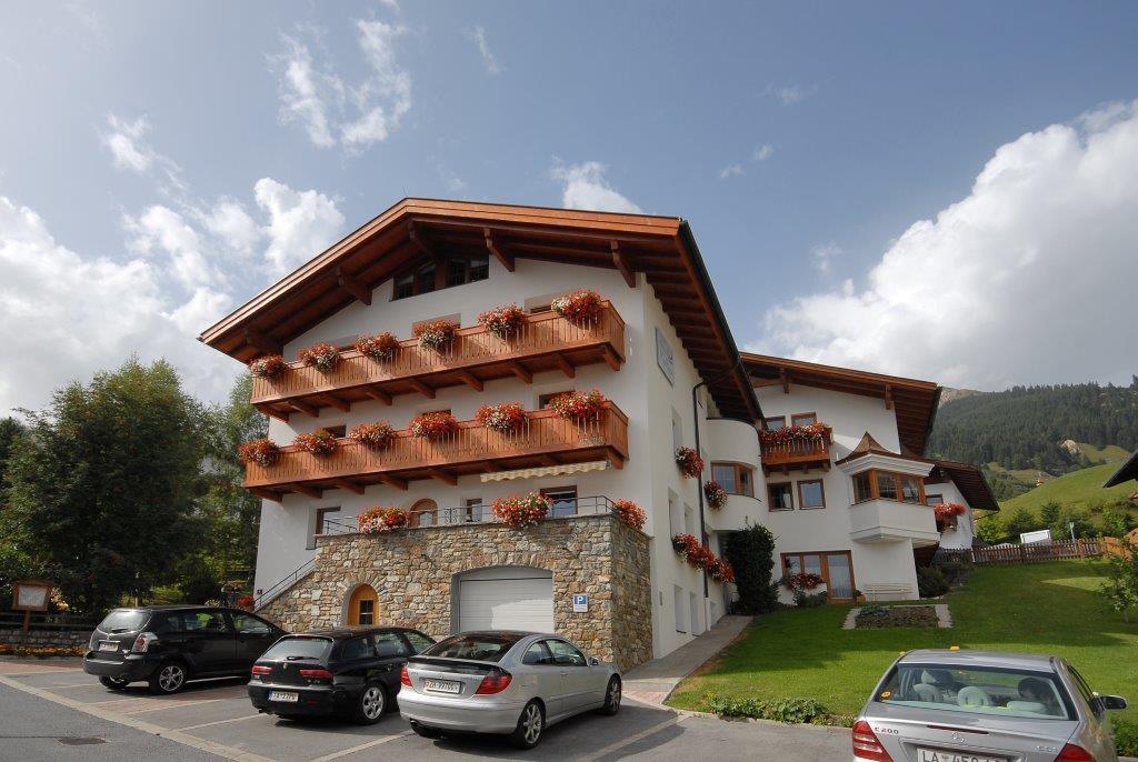Apart Hotel Garni Kofler Fiss Bagian luar foto